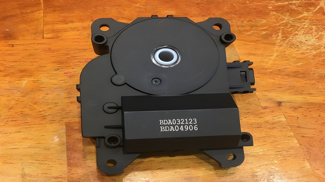 Blend Door Actuators and the Auto Air Conditioning System